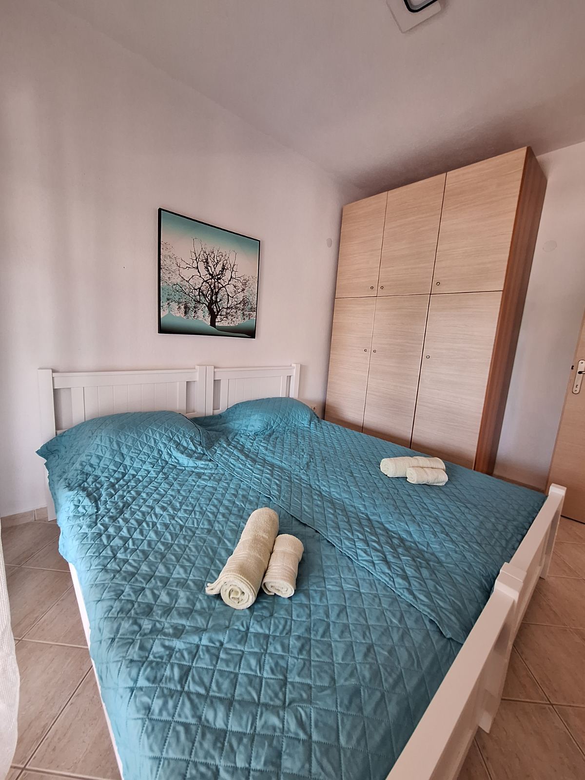 Bunterakis apartment bedroom